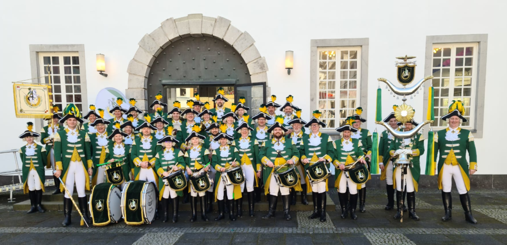 Gruppenfoto vom Rosenmontag 2025